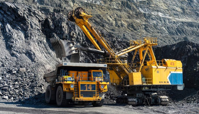 High-Capacity Rope Shovel Loading