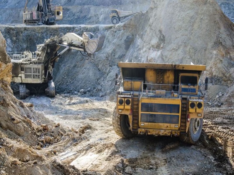 Deep Open-Pit Excavation & Haulage