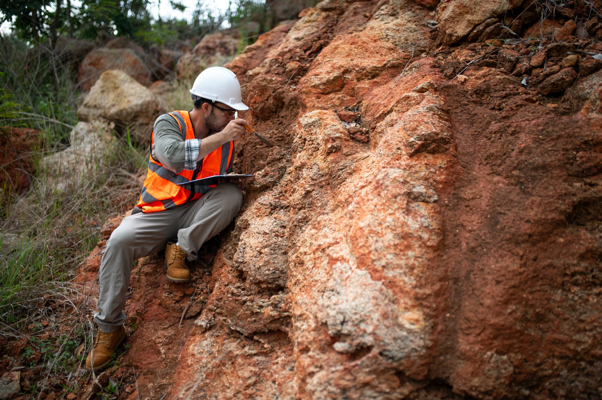 Geological and exploration experts